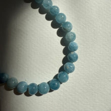 Load image into Gallery viewer, Laguna Necklace - Rainbow moonstone, Aquamarine and Gold