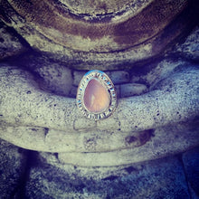 Load image into Gallery viewer, Rose Quartz Hold THE Light Ring