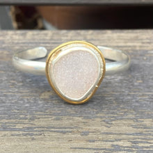 Load image into Gallery viewer, Druzy Quartz Bracelet Cuff
