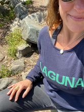 Load image into Gallery viewer, Mother of Pearl Necklace