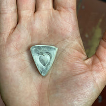 Load image into Gallery viewer, Amethyst Triangle Ring