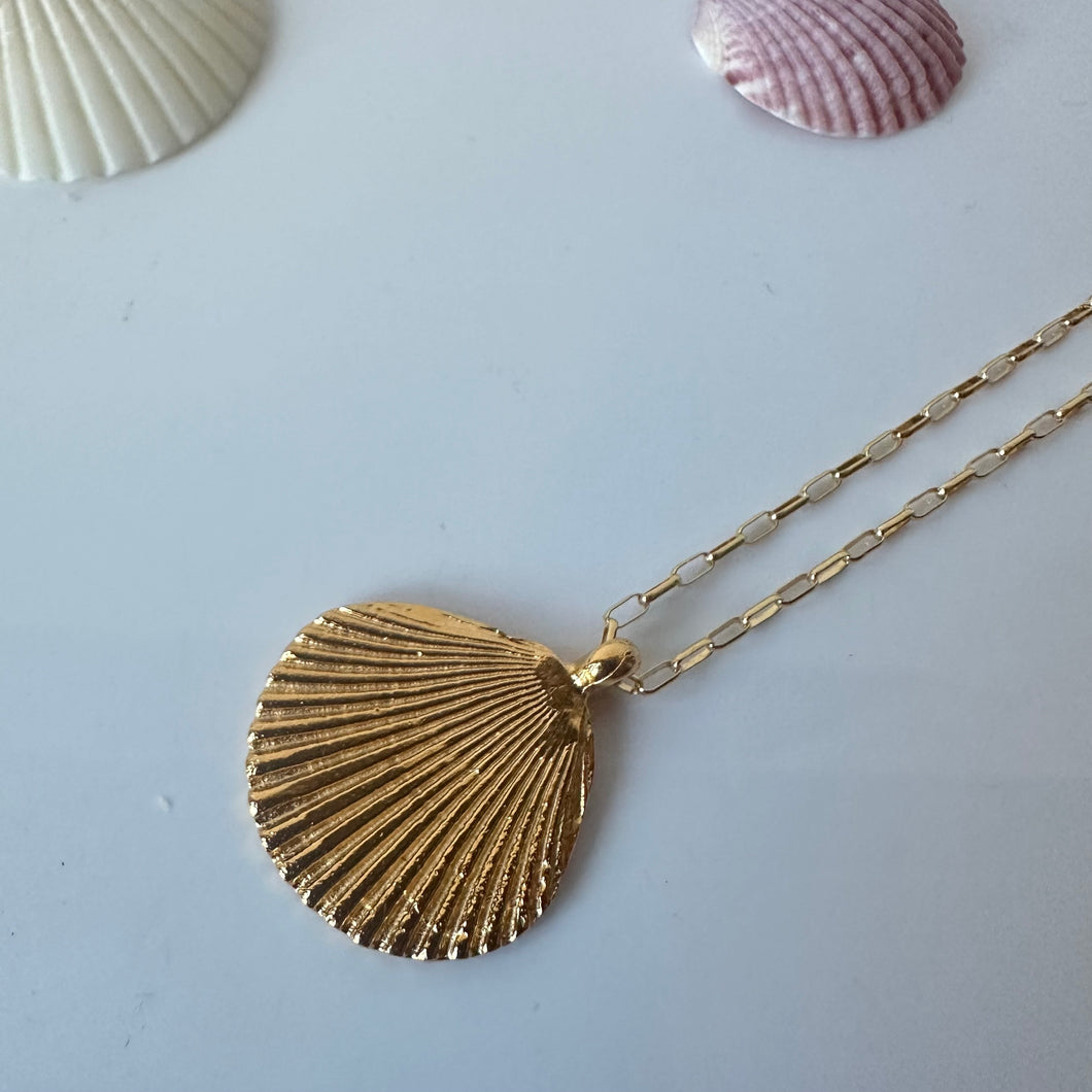 La Sirena Shell Necklace - 18K Gold Plated