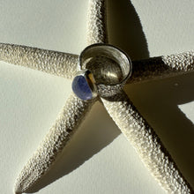 Load image into Gallery viewer, MAREA // Iolite Teardrop Starfish Ring - size 7.75
