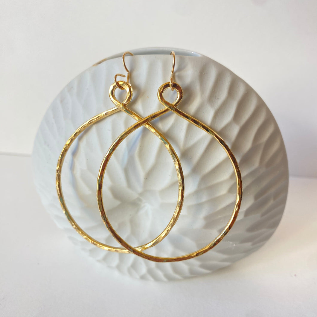 Circle Hammered Earrings - no stone Bronze