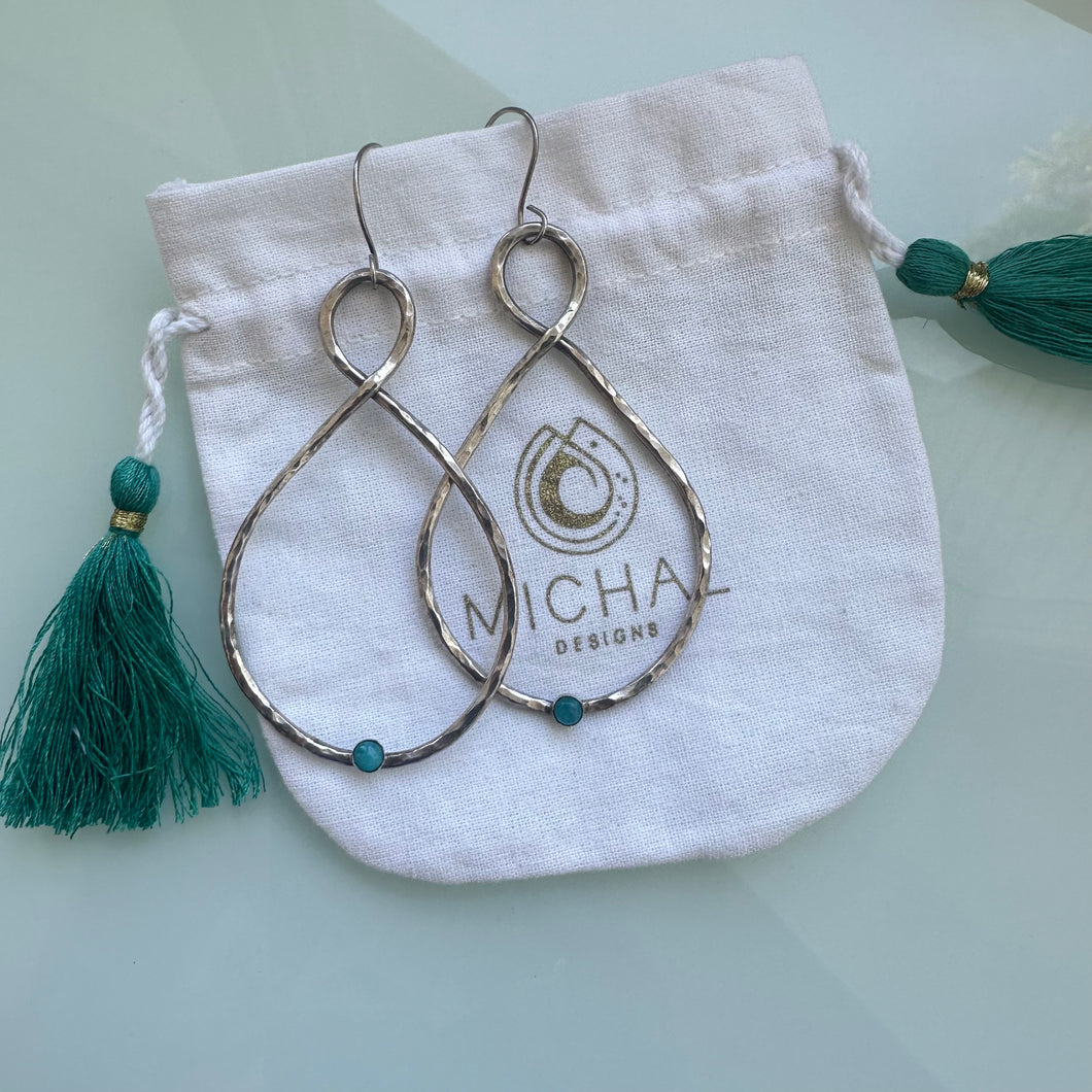 Infinity Hammered Earrings Largr - Amazonite Silver