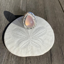 Load image into Gallery viewer, Rose Quartz Hold THE Light Ring
