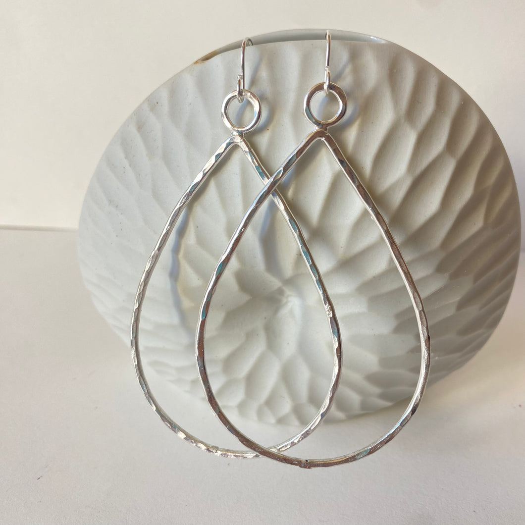 Large Teardrop Hammered Earrings no stone